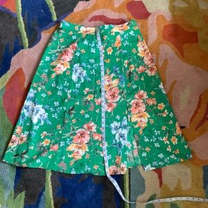 Brand new loft green floral skirt, 10P